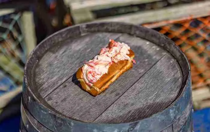 Fresh Lobster Rolls Meal for 2, 4, 6, 8 or 10! (Shipping included!) - Image 3